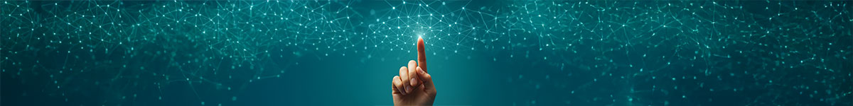 Finger zeigt auf leuchtendes Netzwerk aus digitalen Verbindungen.